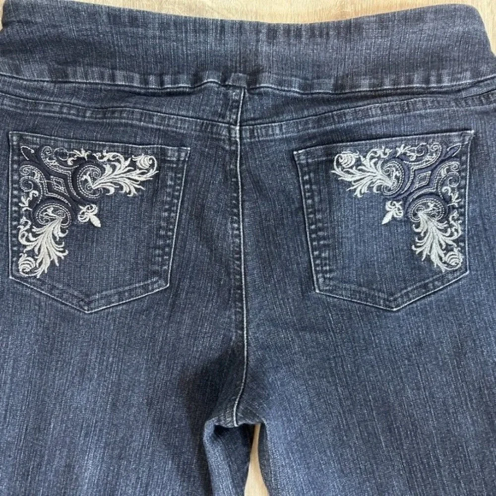 Denim & Co Womens Jeans Size 14 Dark Wash Straight Leg Floral Embroidered Pocket
